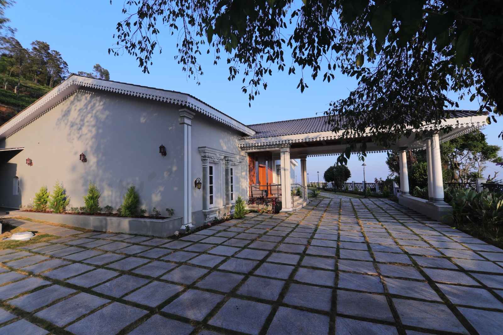 Cataleya Homestay interior view