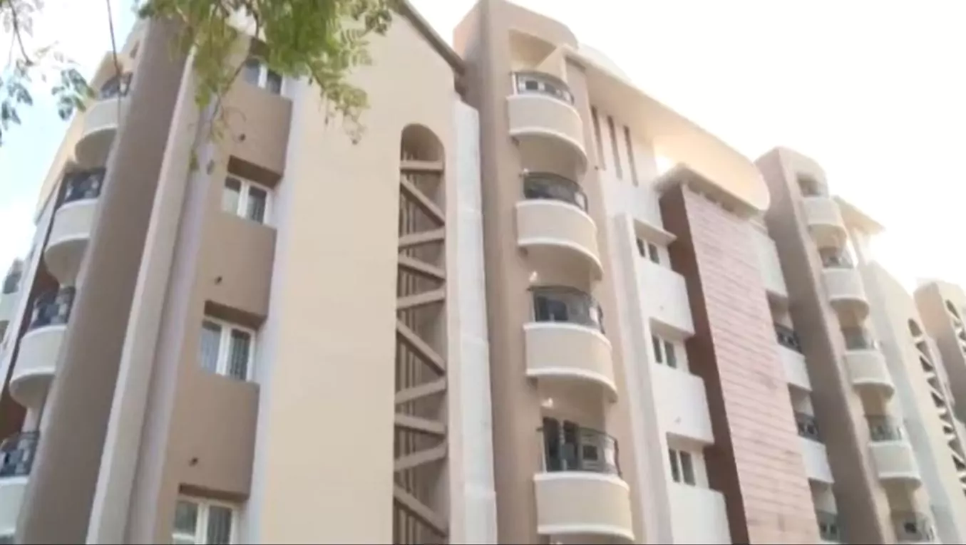 Premium villa elevation preview 15